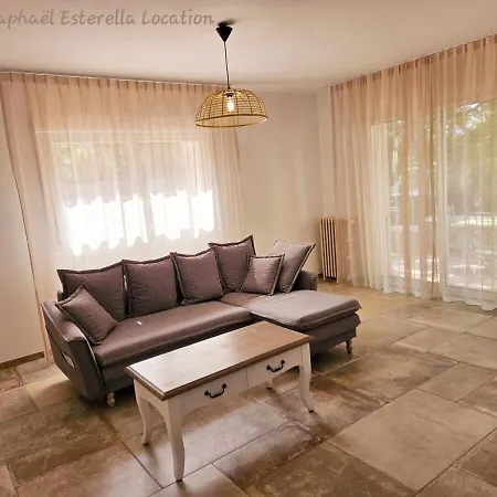 Апартаменты Saint-raphael Esterella Location 